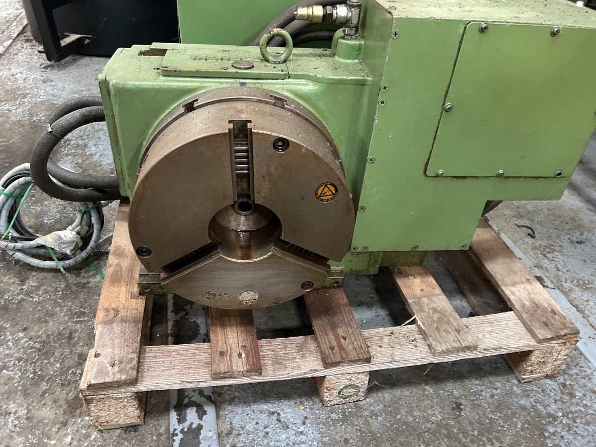 F4050 TSUDAKOMA, CNC Universal 4th Axis, Model RNCM-300