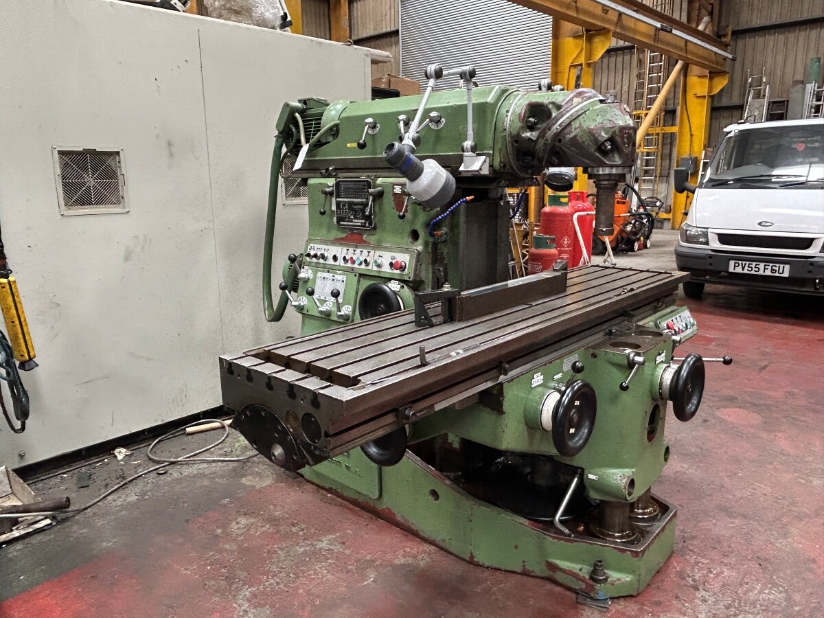 F2042 Huron MU6 Universal Milling Machine - Image 3
