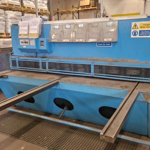 F3688 Pearson 8' x 3/8" Hydraulic Guillotine