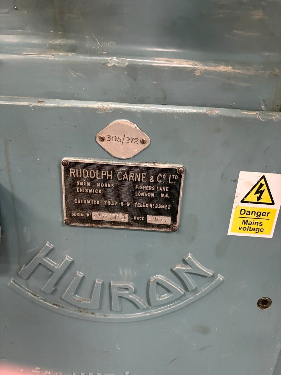 F2529 HURON NU4 UNIVERSAL MILLING MACHINE - Image 8
