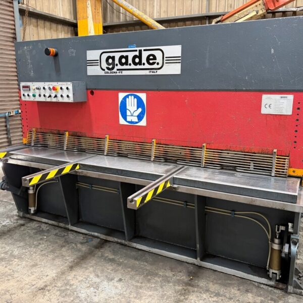 F3690 GADE 2550 x 3mm Hydraulic Guillotine
