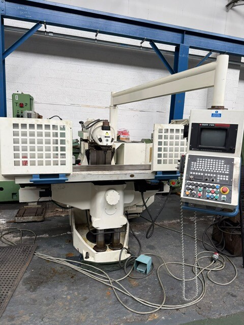 F4027 HURON MU6 CNC UNIVERSAL MILLING MACHINE,